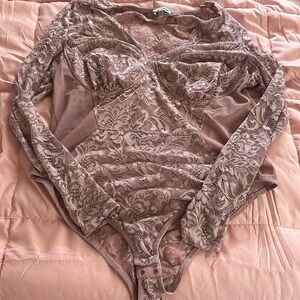 Lace body suit